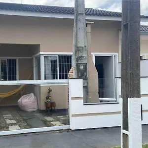 https://villa-casa-mar-e-paz.santa-catarina-brasil.com
